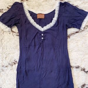 Nordstrom navy ribbed top with cream lace buttons